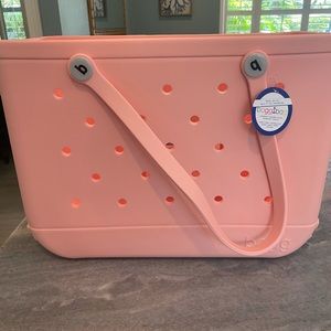 Bogg bag large peach
